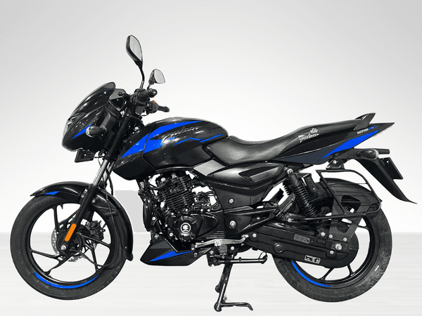 Used 2023 Bajaj Pulsar 125 Carbon Single Seat for sale in Delhi - photo 1