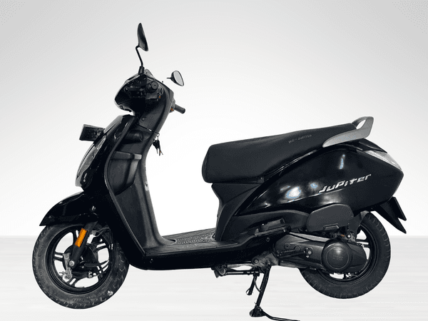 Used 2022 TVS Jupiter Drum Alloy for sale in Delhi - photo 1
