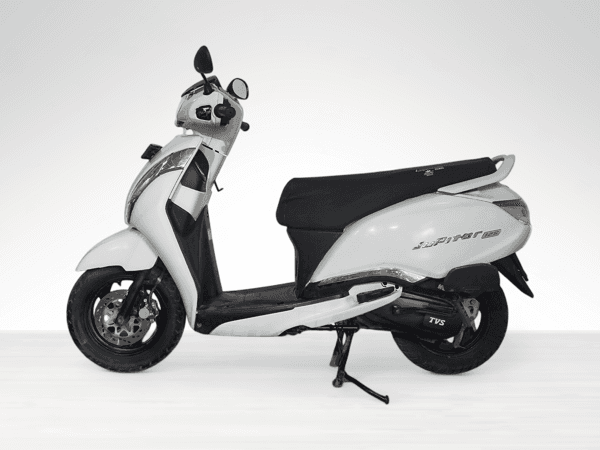 Used 2023 TVS Jupiter 125 Disc - Alloy Wheel for sale in Delhi - photo 1