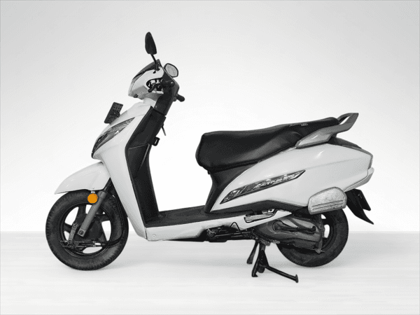 Used 2024 Honda Activa 125 Drum Alloy for sale in Delhi - photo 1