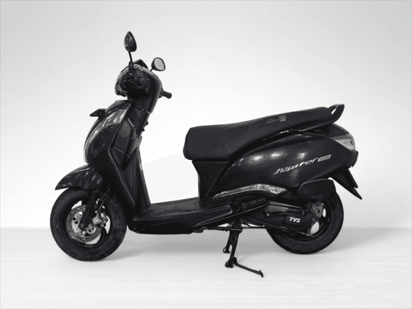 Used 2023 TVS Jupiter 125 Disc - Alloy Wheel for sale in Delhi - photo 1