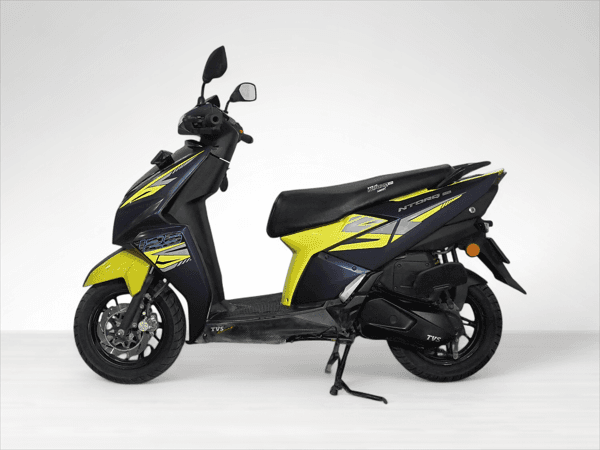 Used 2023 TVS Ntorq 125 XT for sale in Delhi - photo 1