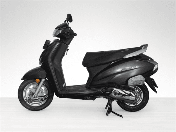 Used 2023 Honda Activa 6G Standard for sale in Delhi - photo 1