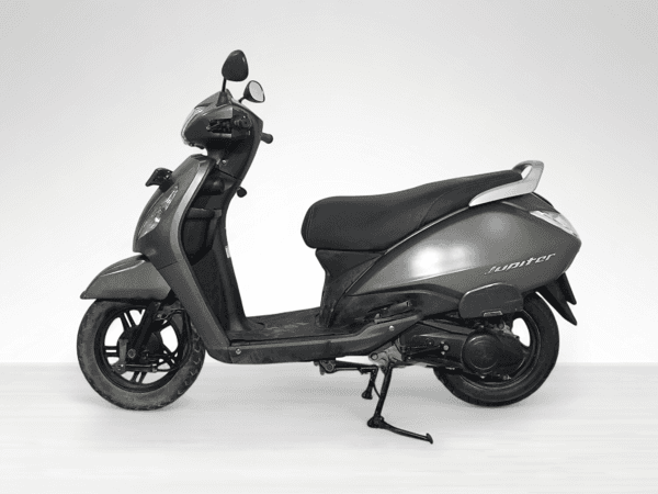 Used 2024 TVS Jupiter Drum for sale in Gurgaon - photo 1