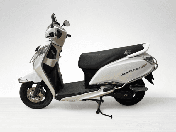 Used 2023 TVS Jupiter 125 Disc - Alloy Wheel for sale in Jaipur - photo 1