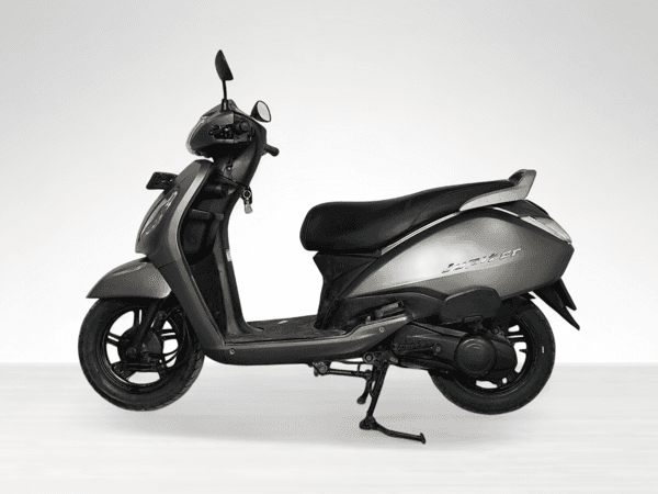 Used 2022 TVS Jupiter Drum Alloy for sale in Delhi - photo 1