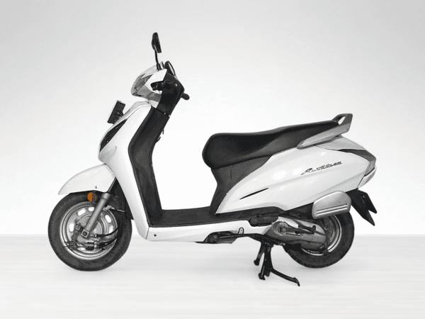 Used 2020 Honda Activa 6G Standard for sale in Delhi - photo 1