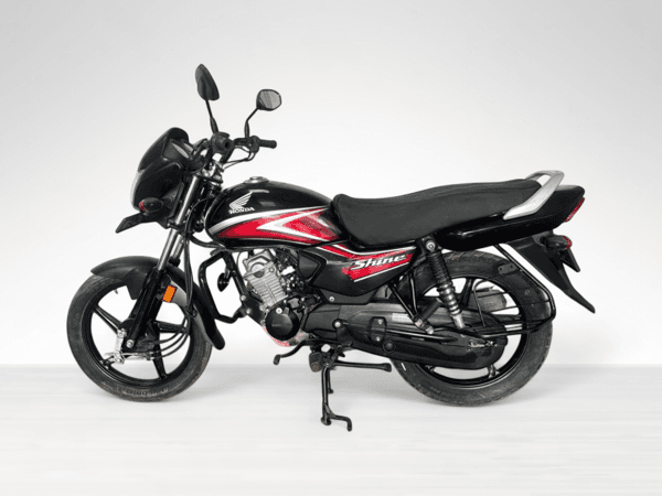 Used 2024 Honda Shine 100 Standard for sale in Jaipur - photo 1