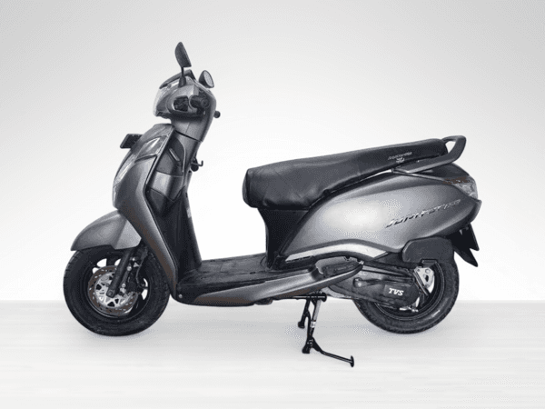 Used 2022 TVS Jupiter 125 Disc - Alloy Wheel for sale in Jaipur - photo 1
