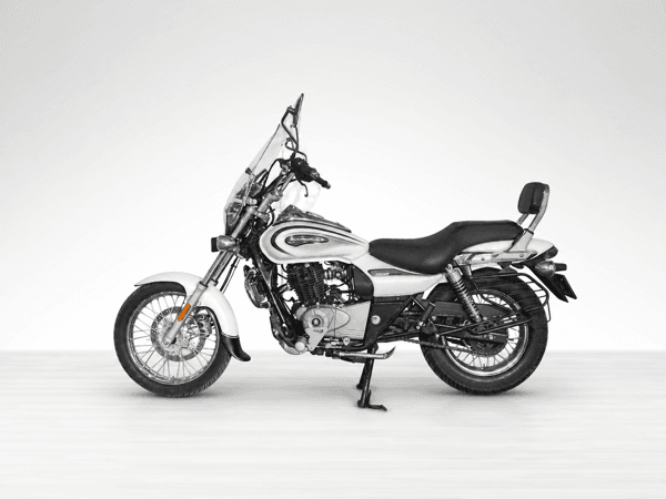 Used 2025 Bajaj Avenger Cruise 220 Standard for sale in Delhi - photo 1