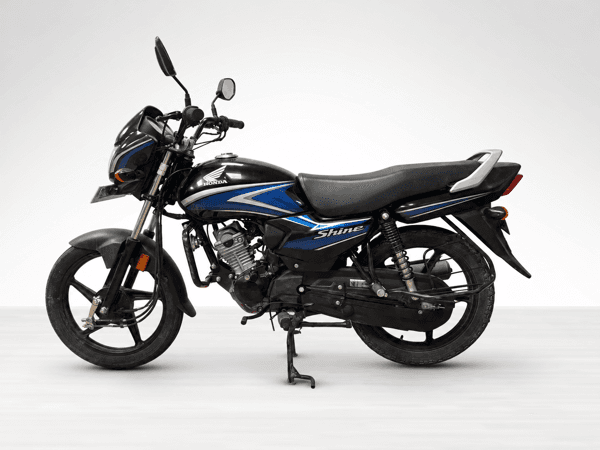 Used 2023 Honda Shine 100 Standard for sale in Jaipur - photo 1