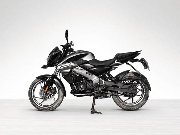 Used 2025 Bajaj Pulsar NS125 Standard for sale in Gurgaon - photo 1
