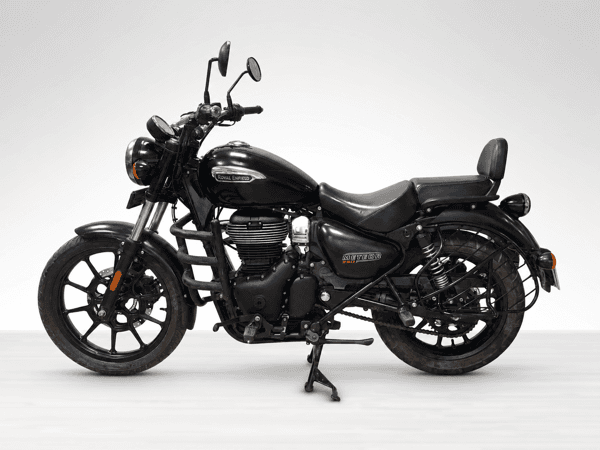 Used 2023 Royal Enfield Meteor 350 Stellar for sale in Jaipur - photo 1