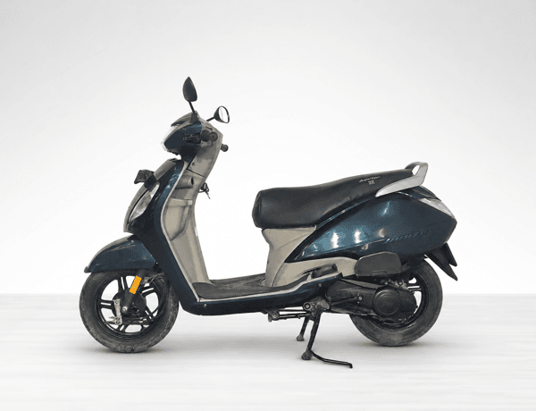 Used 2022 TVS Jupiter Drum Alloy for sale in Delhi - photo 1