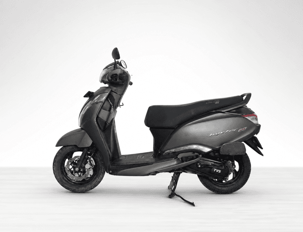 Used 2024 TVS Jupiter 125 Disc - Alloy Wheel for sale in Delhi - photo 1