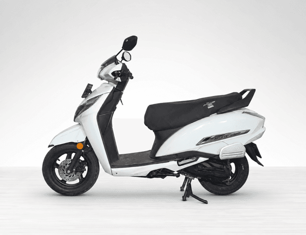 Used 2025 Honda Activa 125 Drum Alloy for sale in Delhi - photo 1