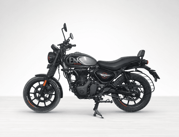 Used 2025 Royal Enfield Hunter 350 Metro Dapper for sale in Delhi - photo 1