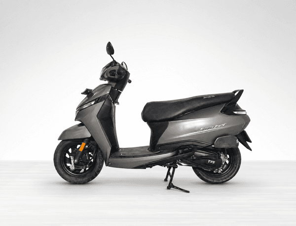 Used 2025 TVS Jupiter Drum Alloy for sale in Delhi - photo 1