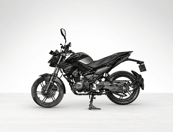 Used 2025 Hero Xtreme 125R Single Channel ABS for sale in Delhi - photo 1