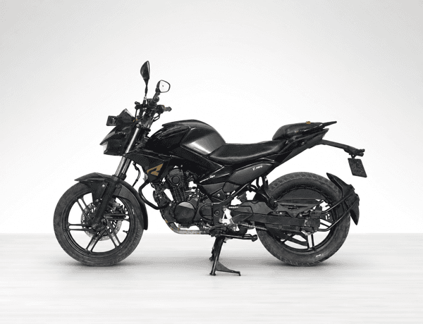 Used 2025 Hero Xtreme 125R Single Channel ABS for sale in Delhi - photo 1