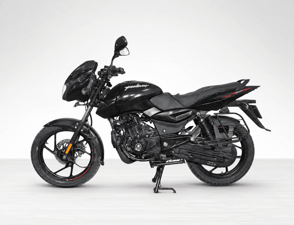 Used 2024 Bajaj Pulsar 125 Disc for sale in Gurgaon - photo 1